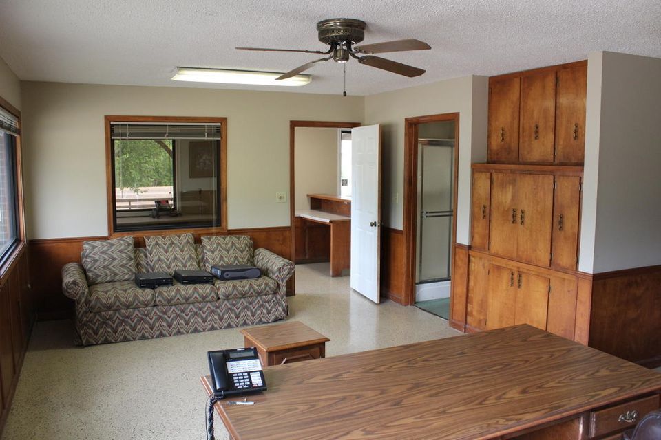 310 Idlewild Rd, Columbus, MS 39702